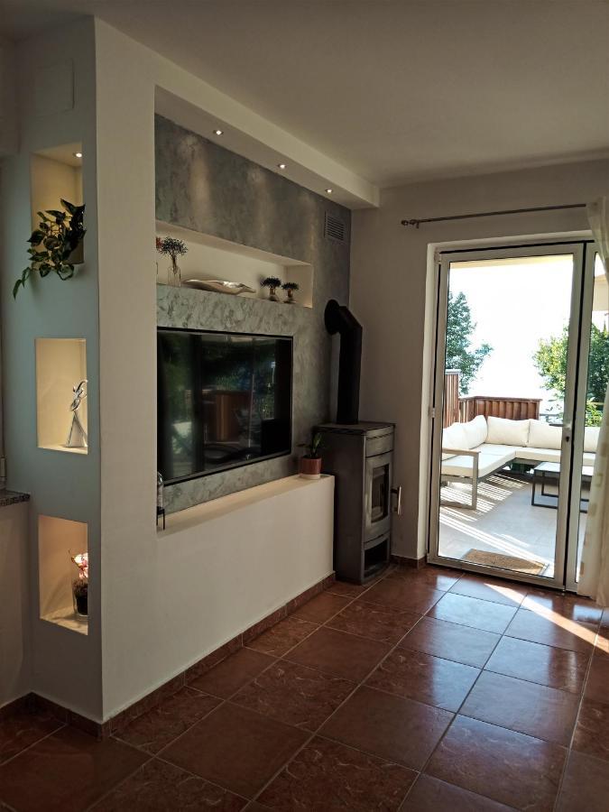 Apartman Emili Малинска Экстерьер фото
